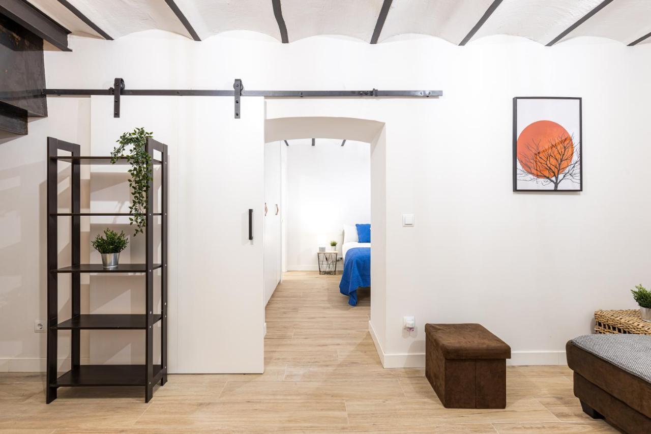 Latina XV Appartement Madrid Buitenkant foto